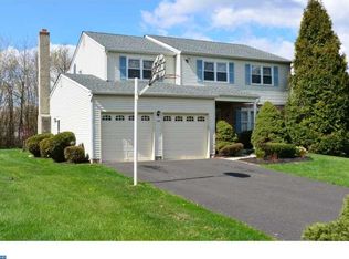 138 Forest Trail Dr, Lansdale, PA 19446