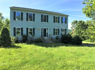 126 Stowe Dr, Poughquag, NY 12570