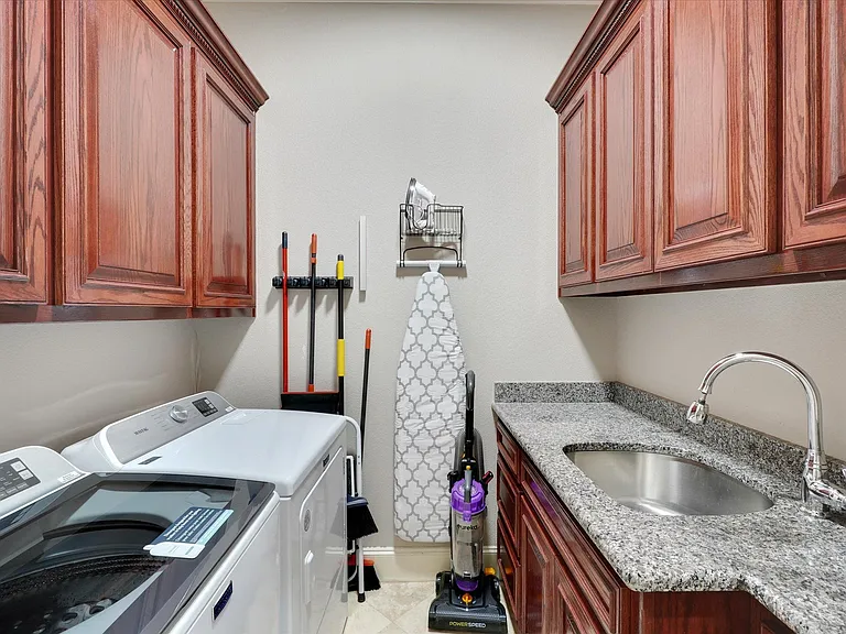 621 Wildcat Way — Photo 46