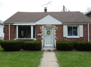 1076 Woodlawn Ave, Des Plaines, IL