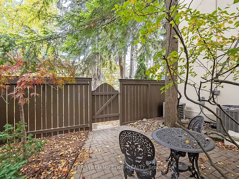 432 Burlington Ave #5 — Photo 32