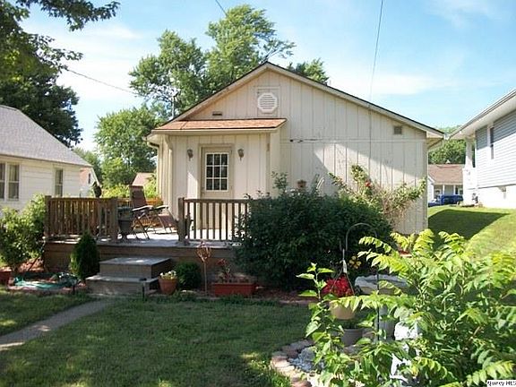 Home for Sale in Quincy, IL $69,000