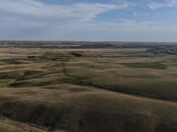 3 Solomon Ln, Havre, MT 59501