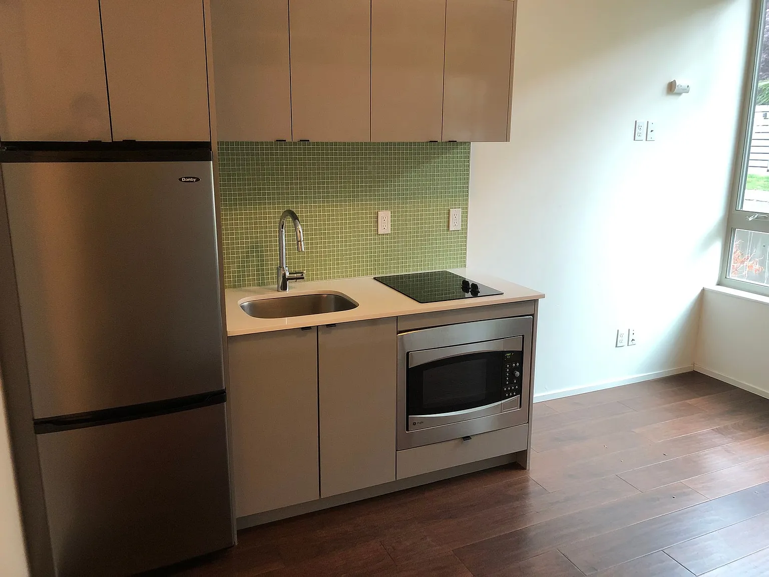 Pladhus Apartments — Photo 2