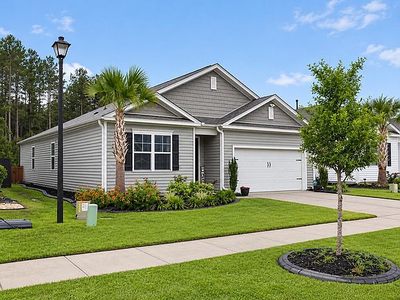 4th image of 373 Azore Way