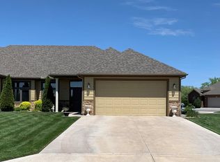 1710 Oakmont Ave, Great Bend, KS 67530