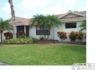 9203 Edgemont Ln, Boca Raton, FL 33434