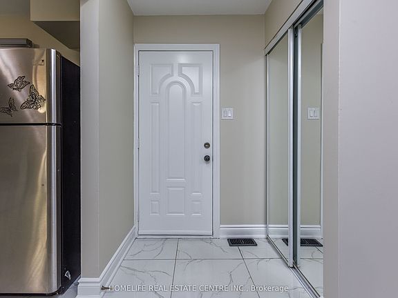 5th image of 2 Hilda Ct