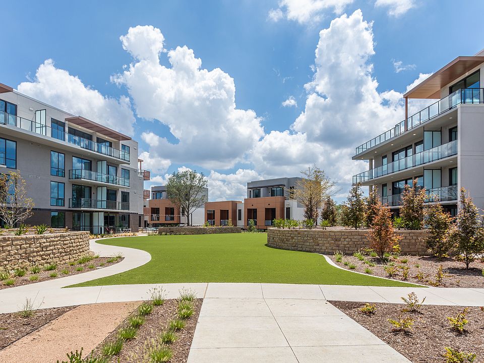 Outdoor View Of The Village Drey Apartments