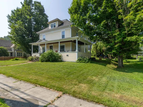 4 Willoughby Avenue, Orleans, VT 05860