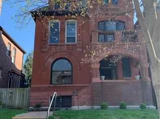 3654 Flad Ave, Saint Louis, MO 63110