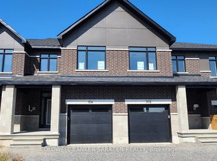 304 Makobe Ln, Ottawa, ON K4M 0L9