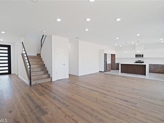5th image of 14416 Buvan Ct