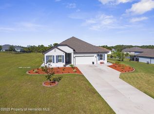 9347 N Star Ct, Weeki Wachee, FL 34613