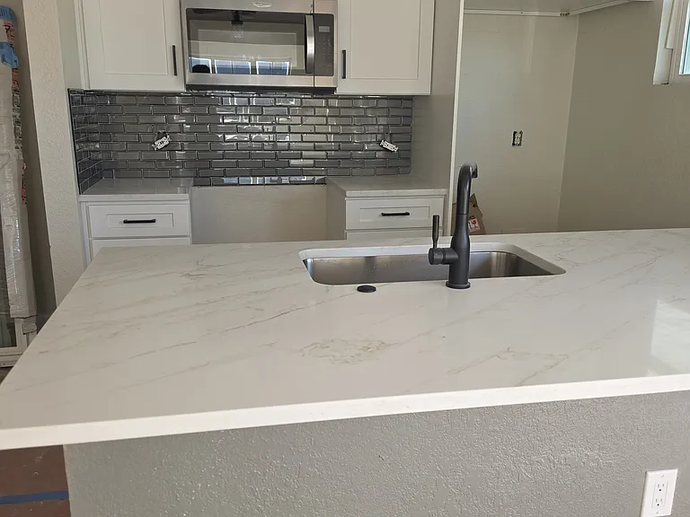 18001 Richmond Place Dr #1117 — Photo 6