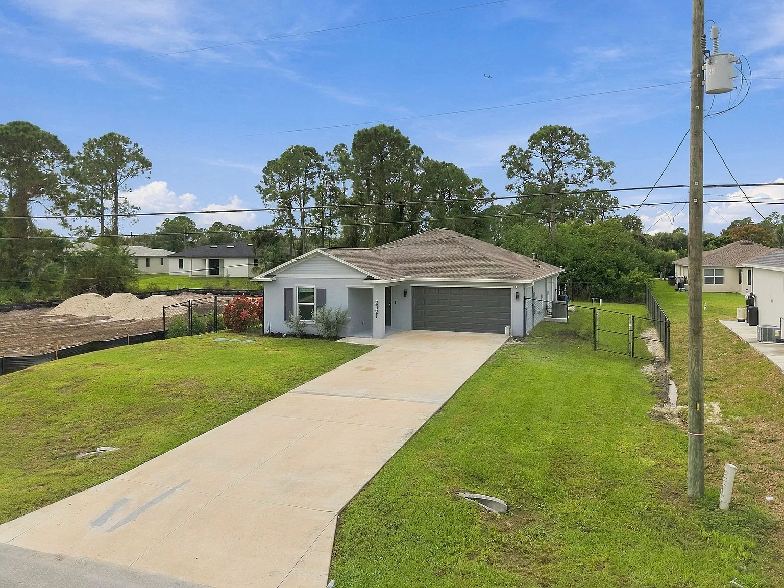 3 bed, 1487 sqft, $2,100 — Photo 2