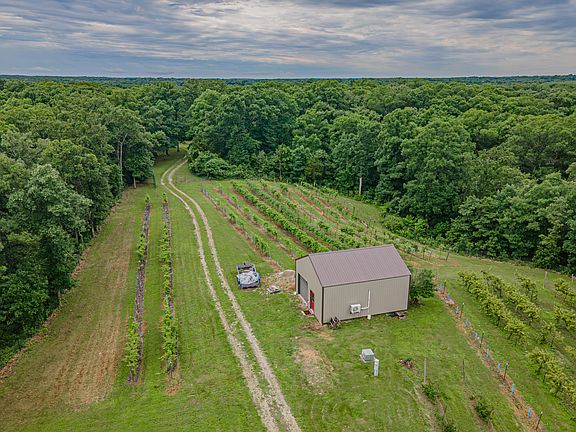 3rd image of 1065 County Road 2680