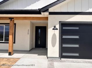 326 W 30th St, Rifle, CO 81650