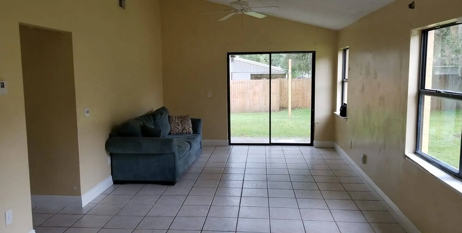 11611 Sarita Ct — Photo 3