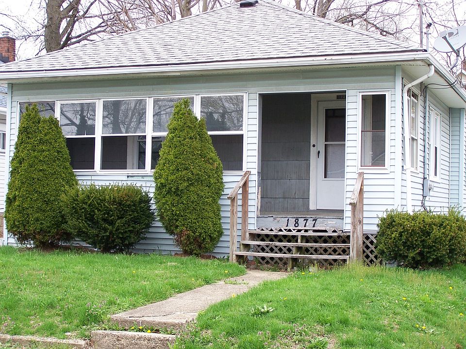 1st image of 1877 Marks Ave