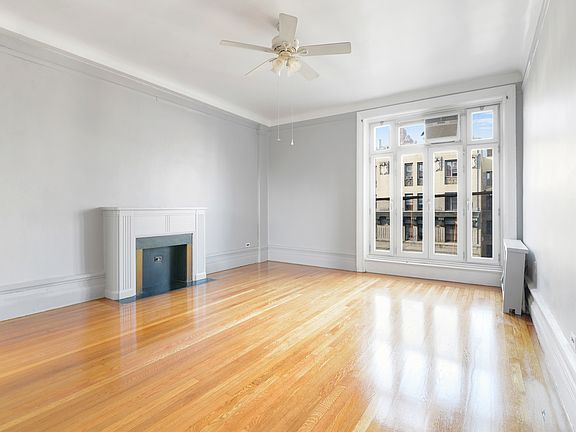 4th image of 504 Cathedral Pkwy #11E