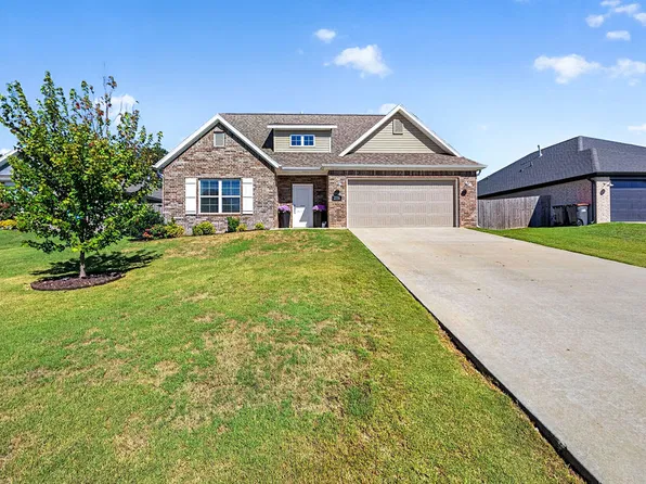 2716 Suncrest Ave, Springdale, AR 72764