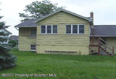2nd image of 105 Barbara Ln