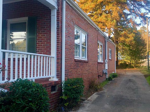 4th image of 640 W Club Blvd #A