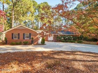4 Harmon Dr, Whispering Pines, NC 28327