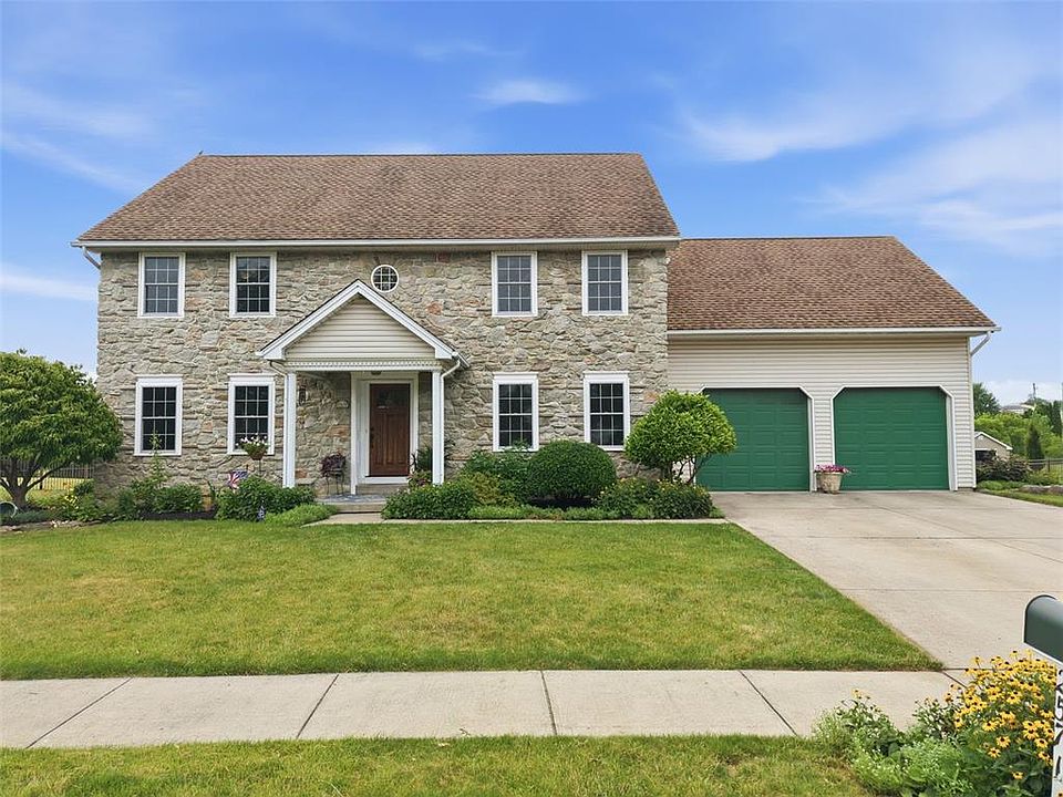 1st image of 2571 Halleck Dr