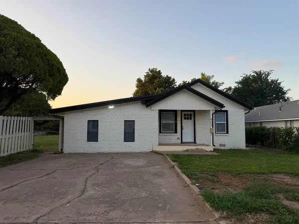 902 W Nagel Ave #910-W, Enid, OK 73701