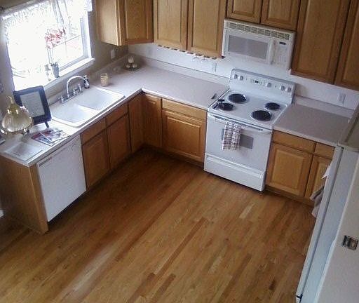 Open, Eat - In Kitchen