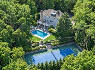 143 Northside Dr, Sag Harbor, NY 11963