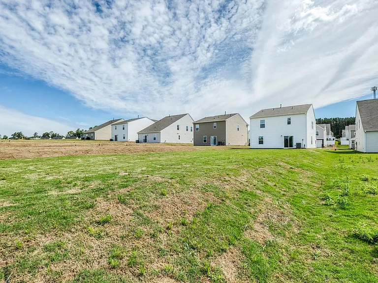 1014 Cleveland Meadows Trl — Photo 24