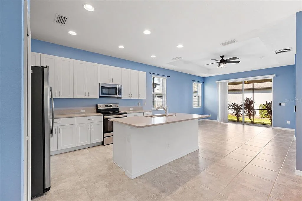 3 bed, 2.0 bath, 1532 sqft, $2,500 — Photo 4