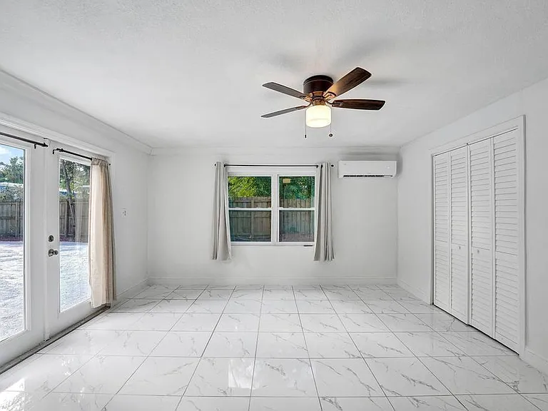 1836 SW 9th Ave — Photo 28