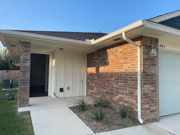 208 NW 122nd St, Oklahoma City, OK 73114