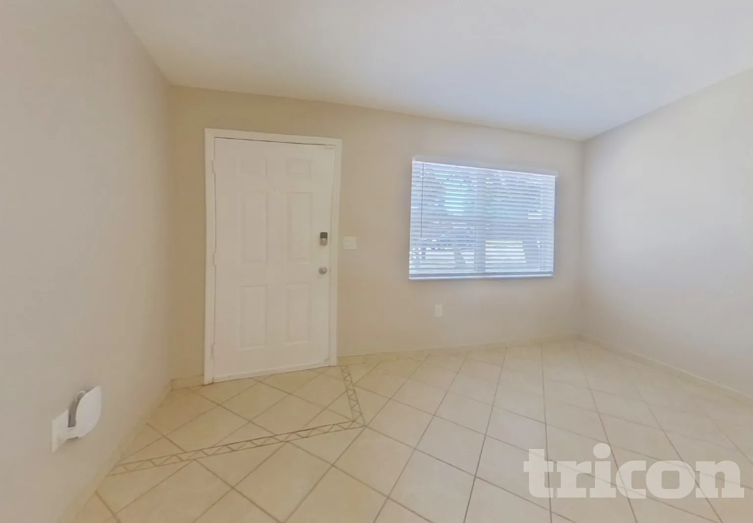 505 22Nd Terrace E Bradenton FL — Photo 3