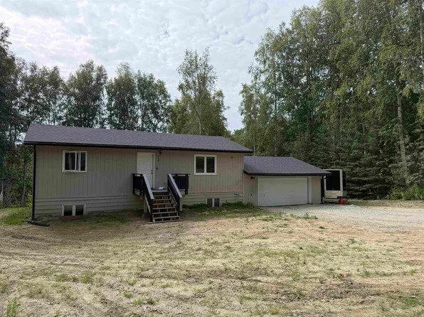 1107 Bruhn Rd, Fairbanks, AK 99709