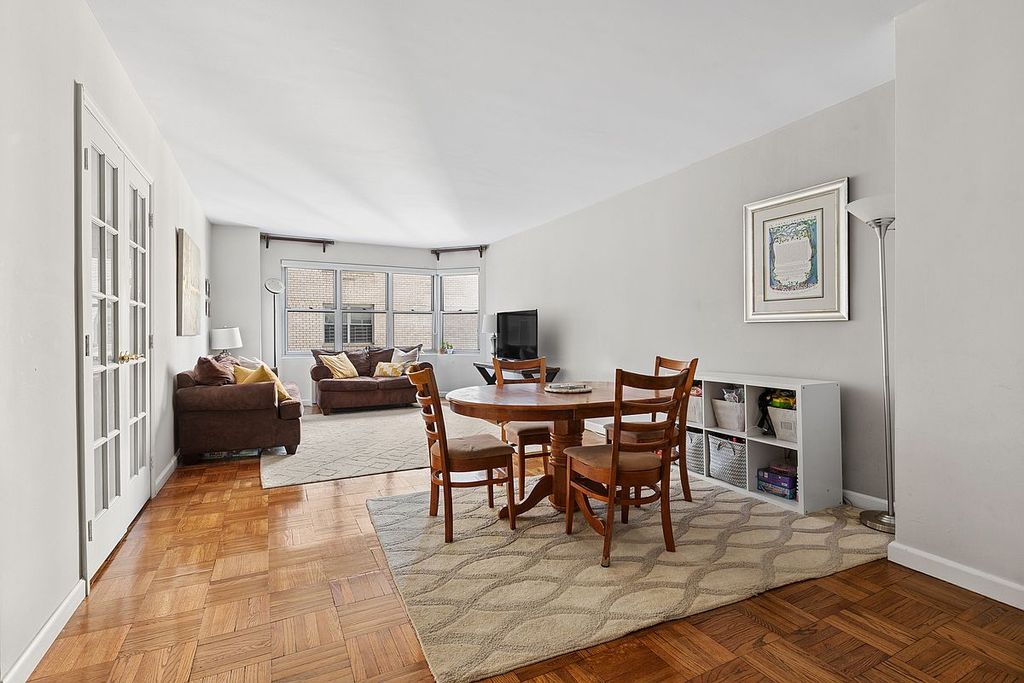 400 E 56th St APT 17F, New York, NY, New York