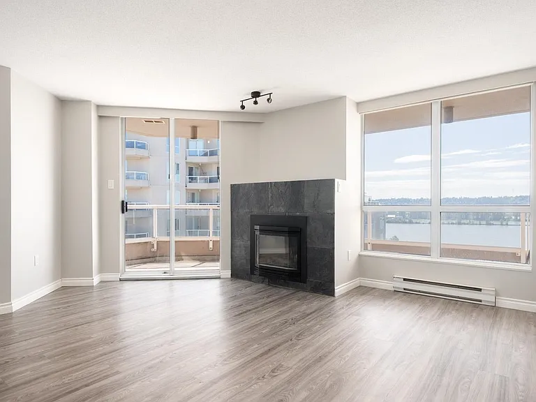 1235 Quayside Dr #1704 — Photo 9