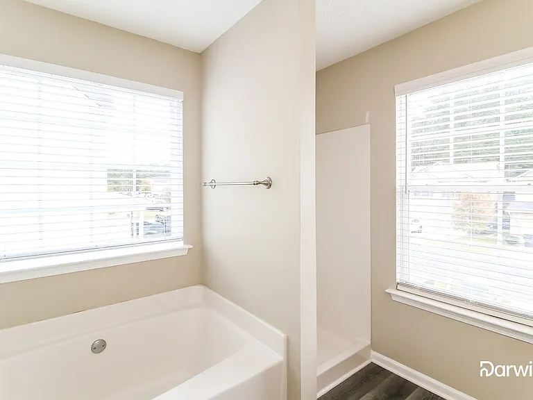 6285 Hickory Lane Cir — Photo 9