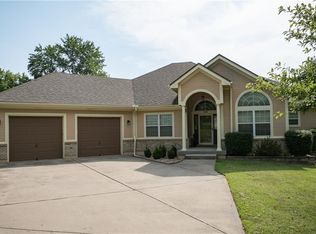 909 S Ann St, Independence, MO 64056