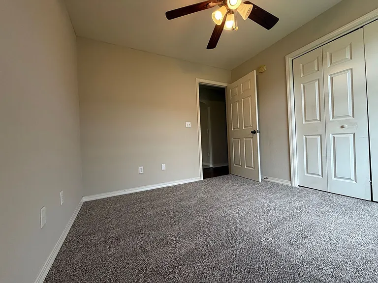 240 Beasley Dr — Photo 10