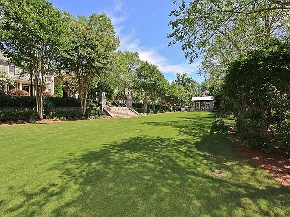 2nd image of 973 Emory Parc Way