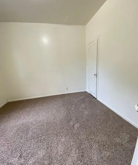 320 N Adams St #1 — Photo 11