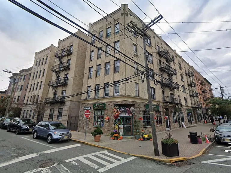 4530-Park Ave Skyline Apartments, LLC — Photo 3
