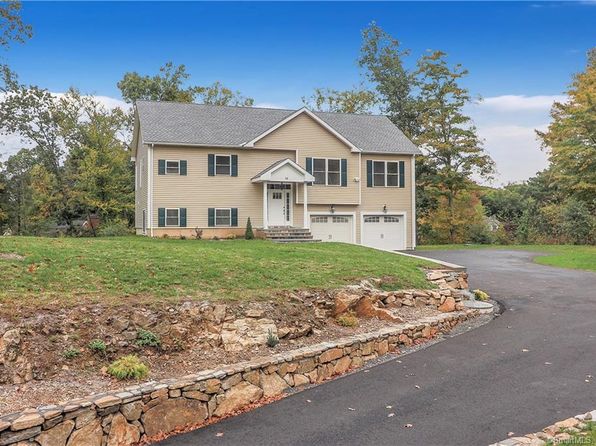 16 Coventry Pl Norwalk Ct 06854 Zillow
