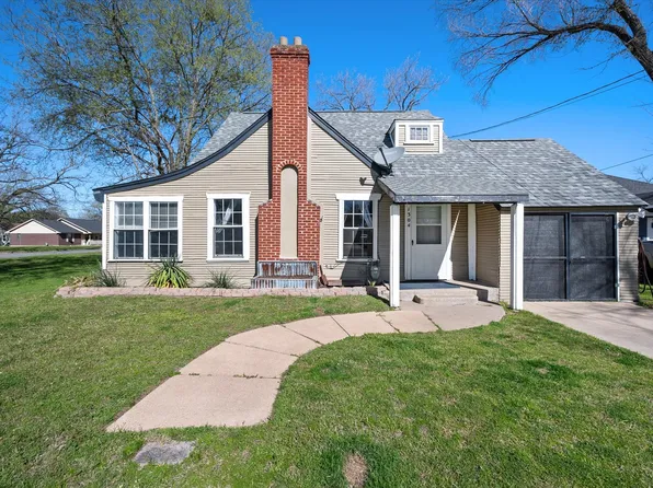 1304 E 4th Ave, Corsicana, TX 75110