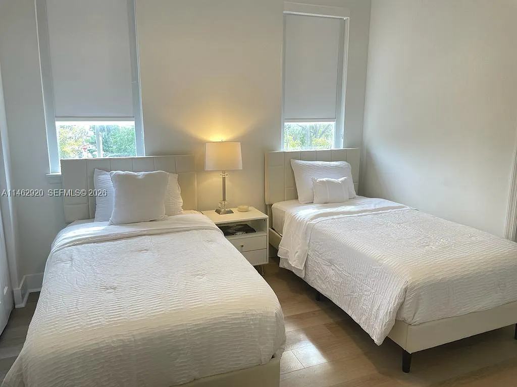 3 bed, 1500 sqft, $4,800 — Photo 3